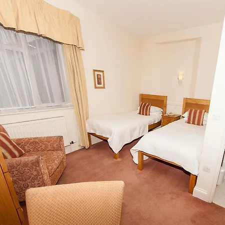 Hotel Whitsand Bay 3*