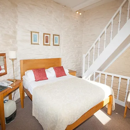 Hotel Whitsand Bay 3*